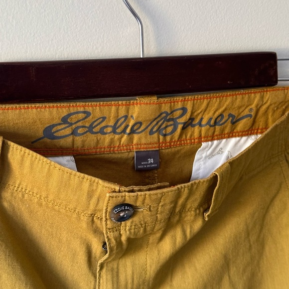 Eddie Bauer Cargo Shorts - Picture 2 of 3
